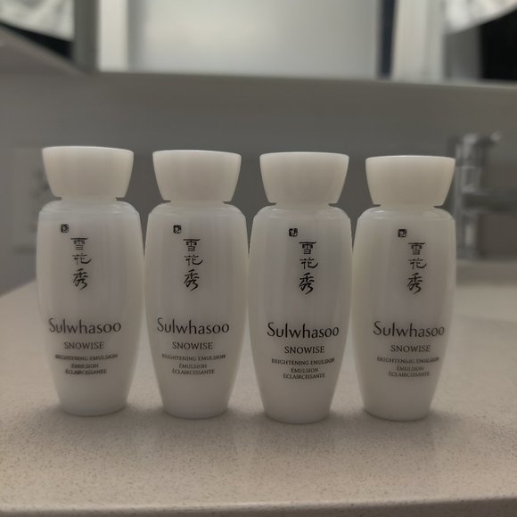 Sulwhasoo Snowise Brightening Emulsion - Picture 1 of 4